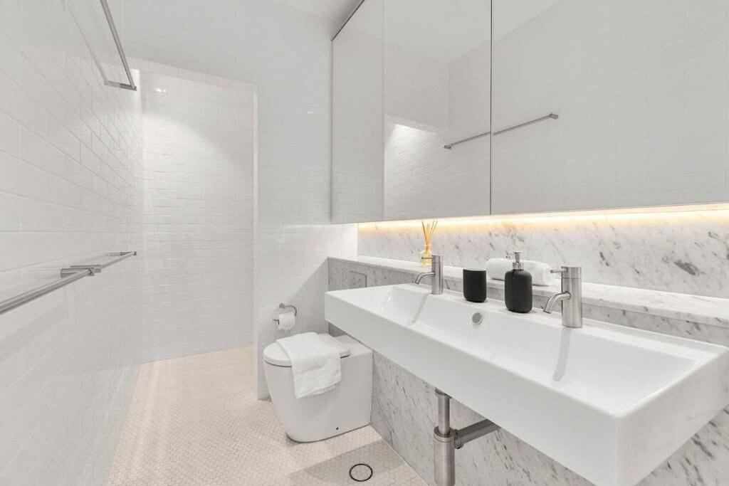 Ground-floor Retreat In Dawes Point Sydney