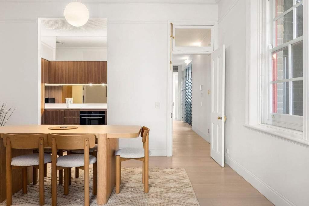 Ground-floor Retreat In Dawes Point Apartment